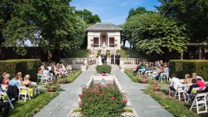 Saved by the Bell: Planning Last-Minute Wedding